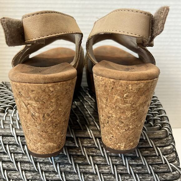 Clark’s Ultimate Comfort Collection Annabel Bari Wedge Platform Sandals Size 8 - Picture 3 of 9